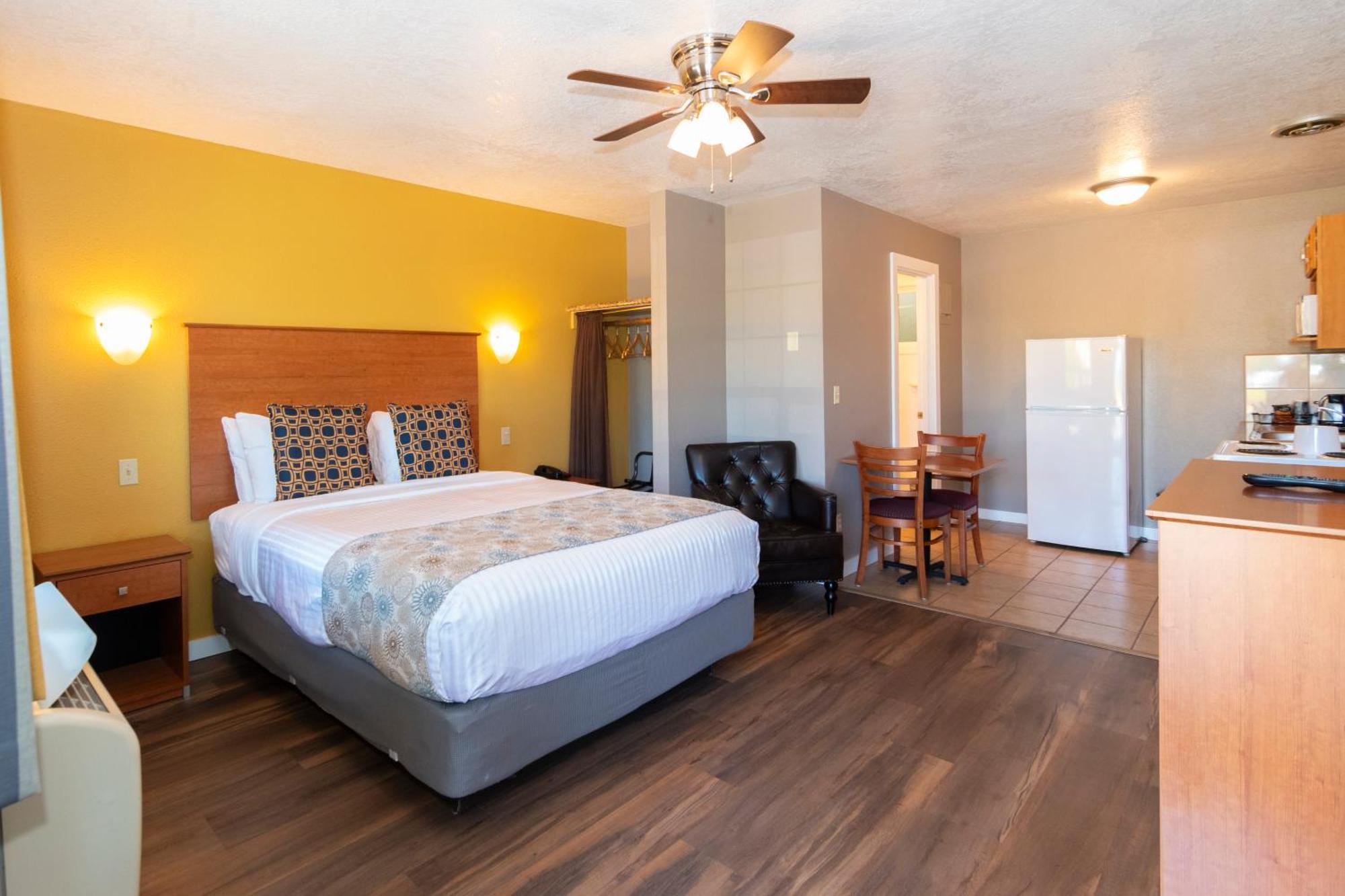 Nordic Inn And Suites Портленд Экстерьер фото