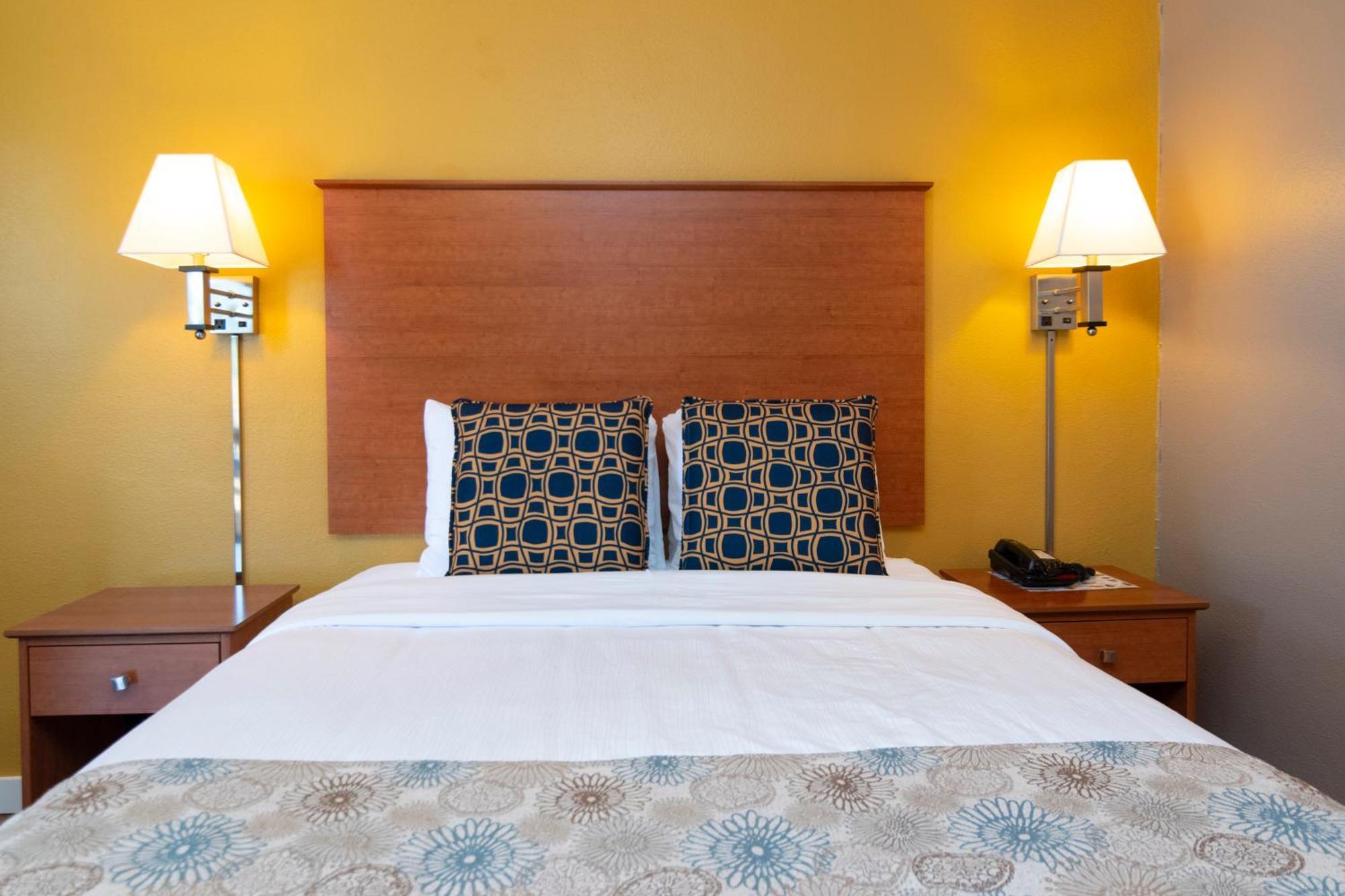 Nordic Inn And Suites Портленд Экстерьер фото