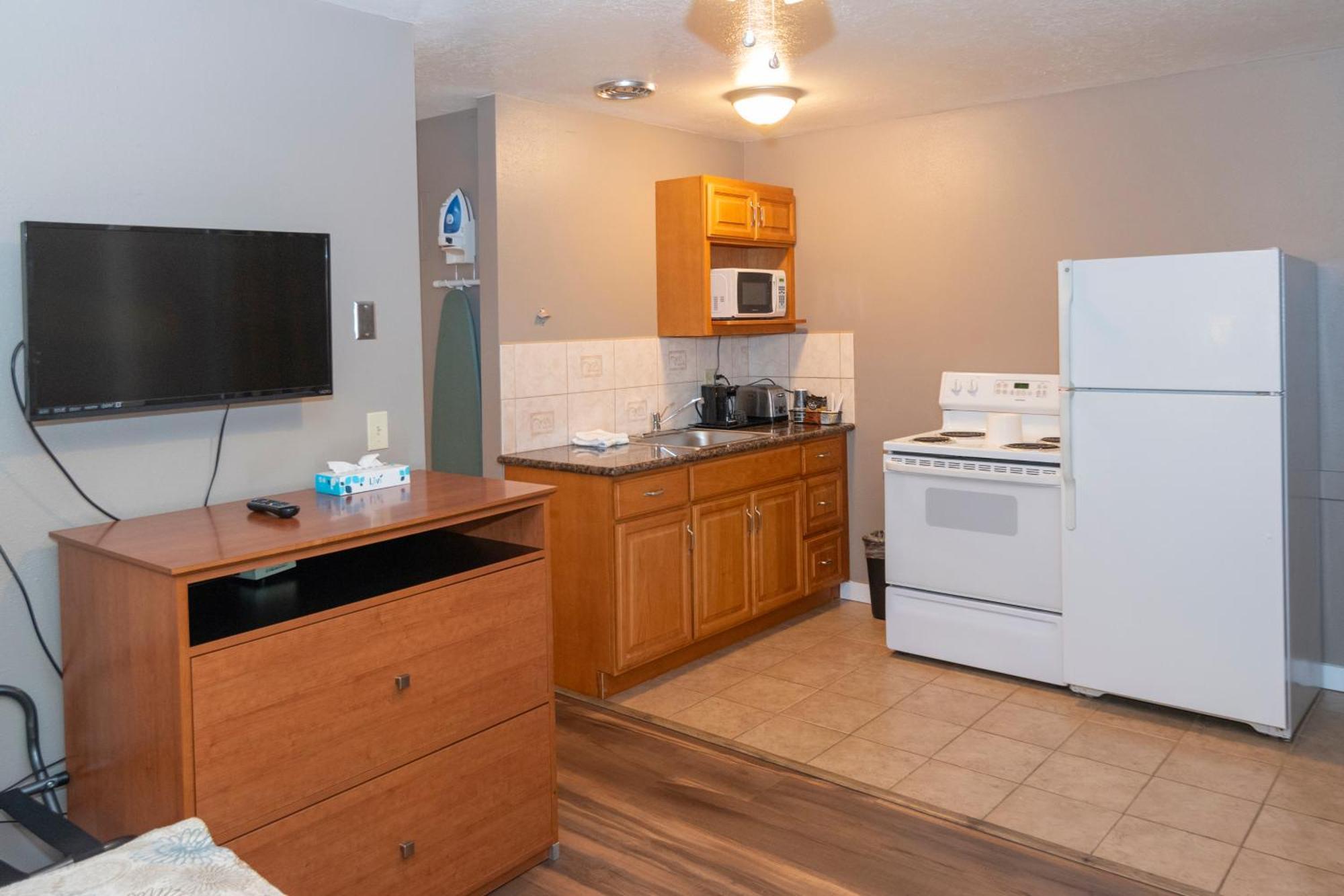 Nordic Inn And Suites Портленд Экстерьер фото