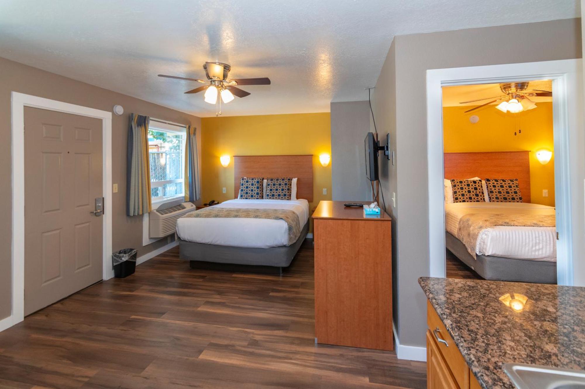 Nordic Inn And Suites Портленд Экстерьер фото